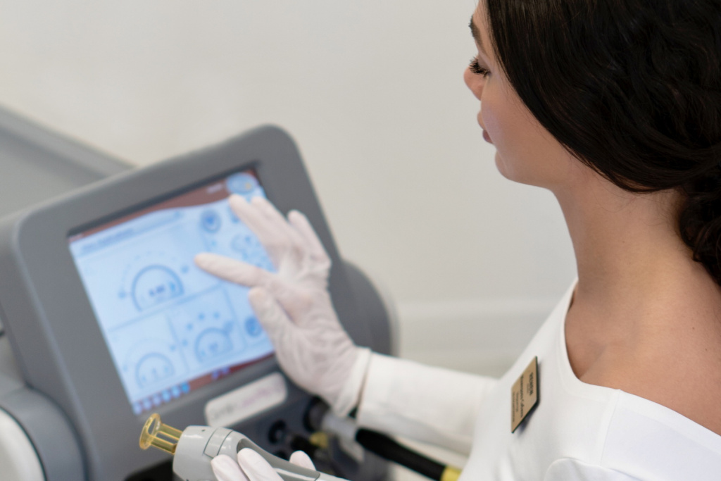 Лазерная эпиляция Кандела фото